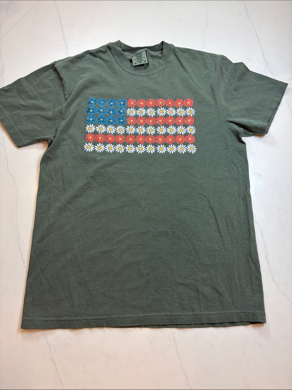 Patriotic Olive Green Daisy Flag Graphic Tee